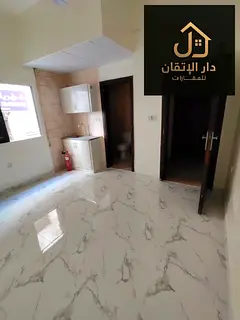 Golden opportunity for rent: Studio apartment in Al Majara area. Prime location and close to all ser