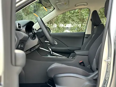 MG ZS Standard, миниатюра 9