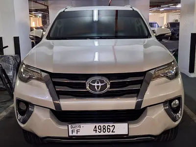 Toyota Fortuner VXR 2017 GCC Specs - Excellent Condition