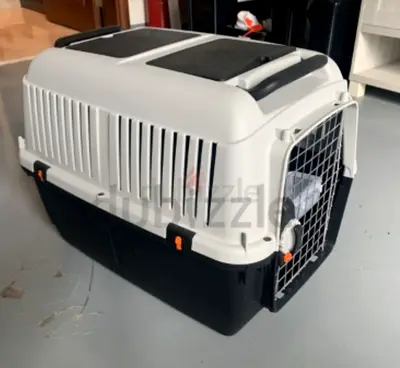 Cats and dogs carriers L 71