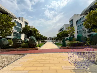 Huge size 3+Maid With All Amenities READY TO MOVE