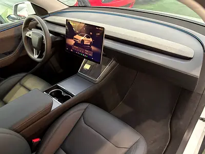 2026 Tesla MODEL Y thumbnail 11
