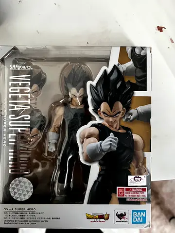 Vegeta superhero shfiguarts 2.0 (BiB