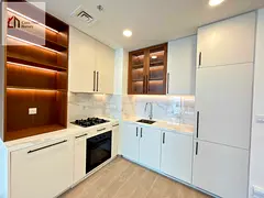 Corner Layout | Ready to Move In