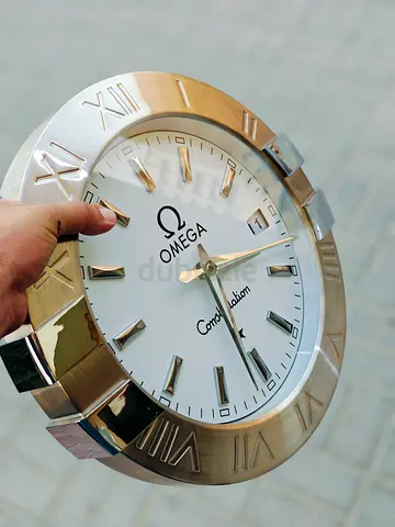 Wall clock omega