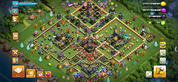 حساب Clash of Clans TH17 شبه ماكس