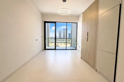 BRAND NEW BUILDING | MODERN STUDIO | CANAL VIEW