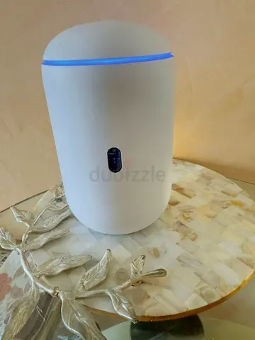 UniFi Router Cloud Gateway with integrated WiFi 6 and PoE switching.