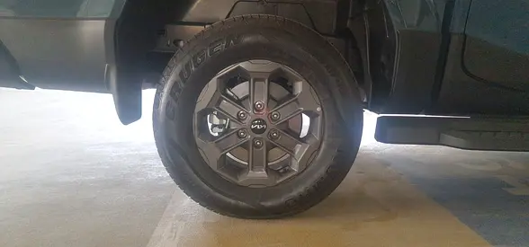OEM Kia 17 Alloy Wheels with Kumho Crugen Tyres (Set of 4)