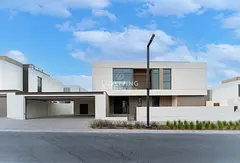 Multiple Options | Huge Plot | Close to Pool