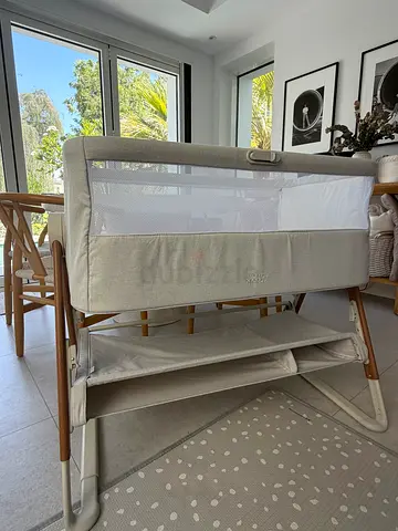 Mamas and Papas bedside crib