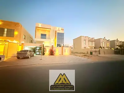 ارتداد كبير شارع وسكة 5 غرف نوم ماستر 6 حمامات مساحات واسعة