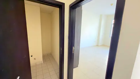 شقة واسعة بغرفة نوم واحدة | جاهزة للسكن | موقع متميز في ليوان