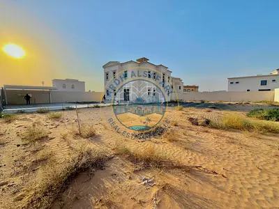 فيلا فاخرة بـ 3 غرف نوم بحالة كالجديدة | حديقة خاصة ضخمة بمساحة 20,000 قدم مربع | موقع متميز في الرحمانية