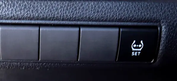 صورة 17 لـ 2020 Toyota COROLLA