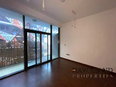 VACANT | PRIME LOCATION | SPACIOUS | GOOD ROI