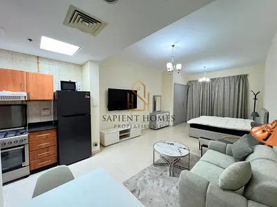 Amazing Furnishing ! Spacious Layout ! Balcony ! Vacant