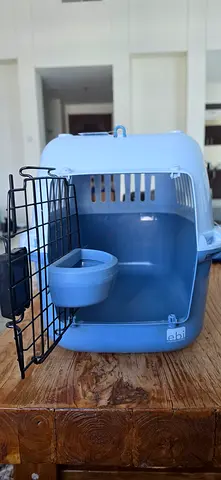 Ebi Pet Carrier (Medium) - Perfect Condition