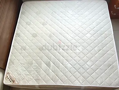 HomeBox iMagna Lux Super King Mattress (200x200 cm) – ONLY 6 Months Used – New – Al Qusais
