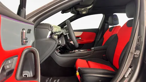 2025 Mercedes-BENZ A-CLASS 缩略图 6