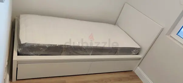 Ikea single bed with Mattress available in perfect condition