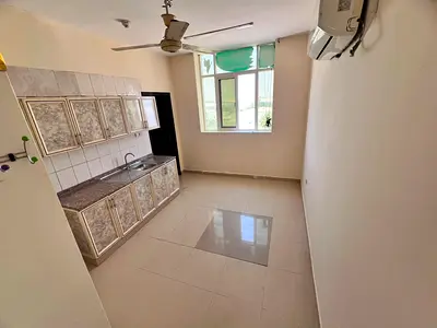 ارخص استديو باليوارة شارع الميناء تكيف اسبلت صيانه دوريه ع المالك تسهيلات بالدفعات باركن اسفل البنايه