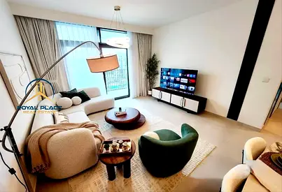LAGOON+SKYLINE VIEW | MIDDLE FLOOR | UPGRADED