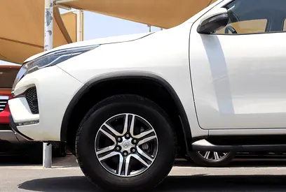 صورة مصغرة 18 لـ 2021 Toyota FORTUNER