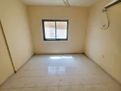 Lavish 1bhk good building near muwailah bus stop rent in just 24k