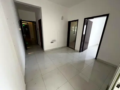 ارخص غرفه وصاله بالنخيل قريب من كورنيش عجمان تكيف اسبلت تسهيلات بالدفعات باركن ا سفل البنايه