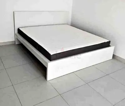 Ikea malam bed with ikea mattress king size 180 x200cm