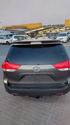 صورة 8 لـ 2011 Toyota SIENNA