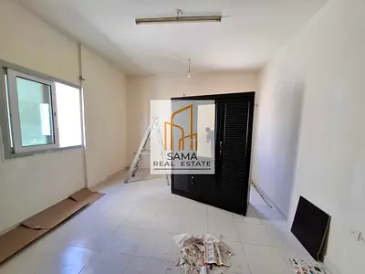 Close kittchn studio avalibal for family good location muwailih