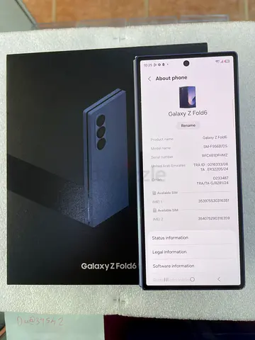Samsung Galaxy Z Fold6 - Excellent Condition with Box small dot and line all clear device