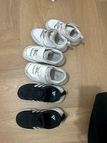 Boys trainers size Uk8.5-9.5
