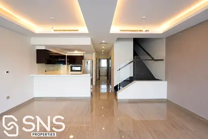 Walk to Golf Club | Single Row | Kitchen Appliances