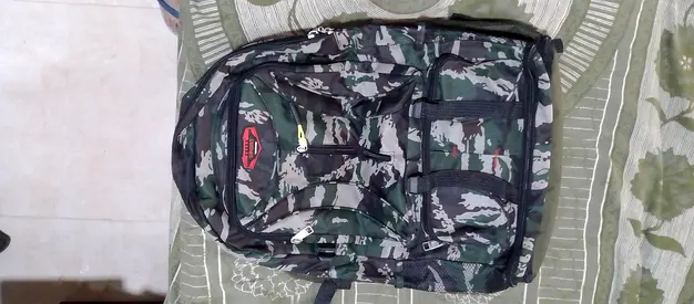 Expandable back packs bags