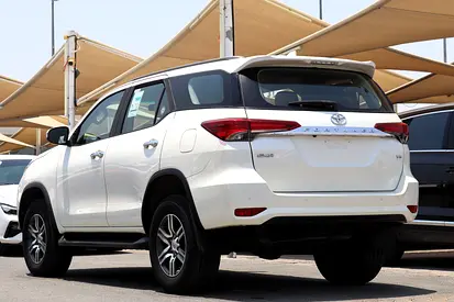 2021 Toyota FORTUNER 照片 5