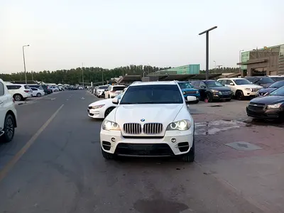 BMW X5 xDrive50i 2011 GCC Specs