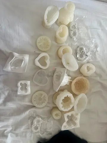 Assorted silicone/plastic for candle making