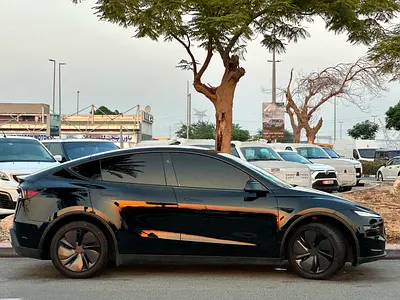 صورة 6 لـ 2025 Tesla MODEL Y