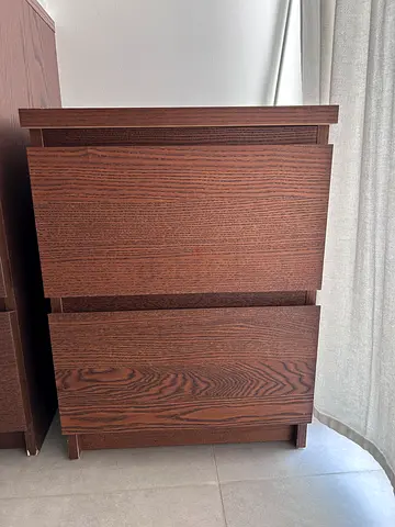 IKEA MALM Wood 3-Drawer Nightstand / Bedside Chest - Dark Oak Finish