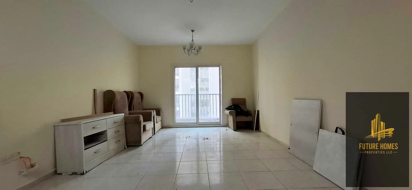 1bhk with balcony on prime location