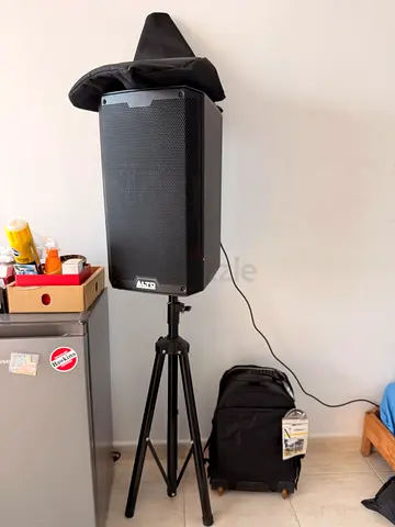 Active PA Speaker on Stand - As good as new