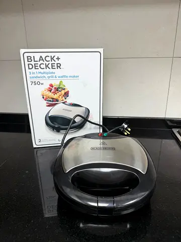 Black+ decker waffle maker