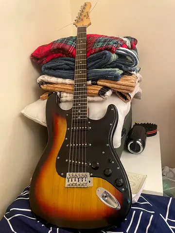 Muslady Sunburst Electric Guitar - Strat-style, Good Condition