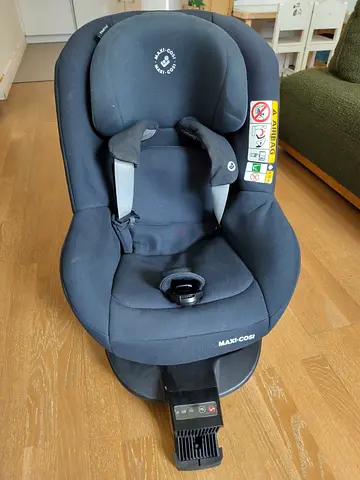 Maxi-Cosi Pearl Pro 2 child car seat - good condition