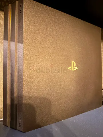 Sony Playstation 4 With 4 Controllers