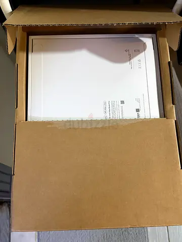 Macbook pro 14inch /m5 max /36gb /2Tb ssd /Sealed