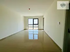 LARGE SIZE ONE BEDROOM READY TO MOVE